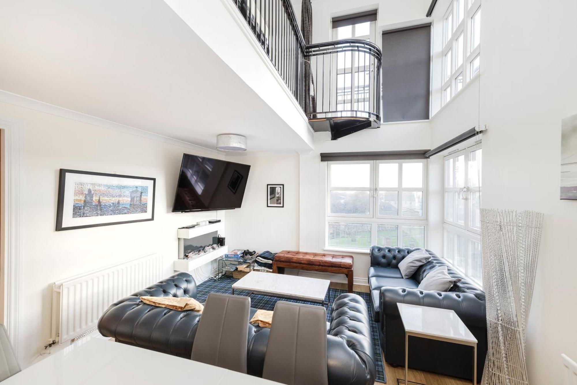 Joivy Stylish Apartment With Balcony In Old Town Edynburg Zewnętrze zdjęcie